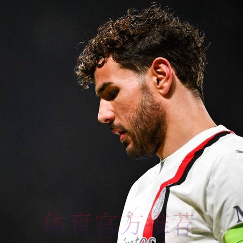 拜仁愿让戴维斯履行最后一年合同 不指望皇马报价 拜仁愿让戴维斯履行最后一年合同 不指望皇马报价